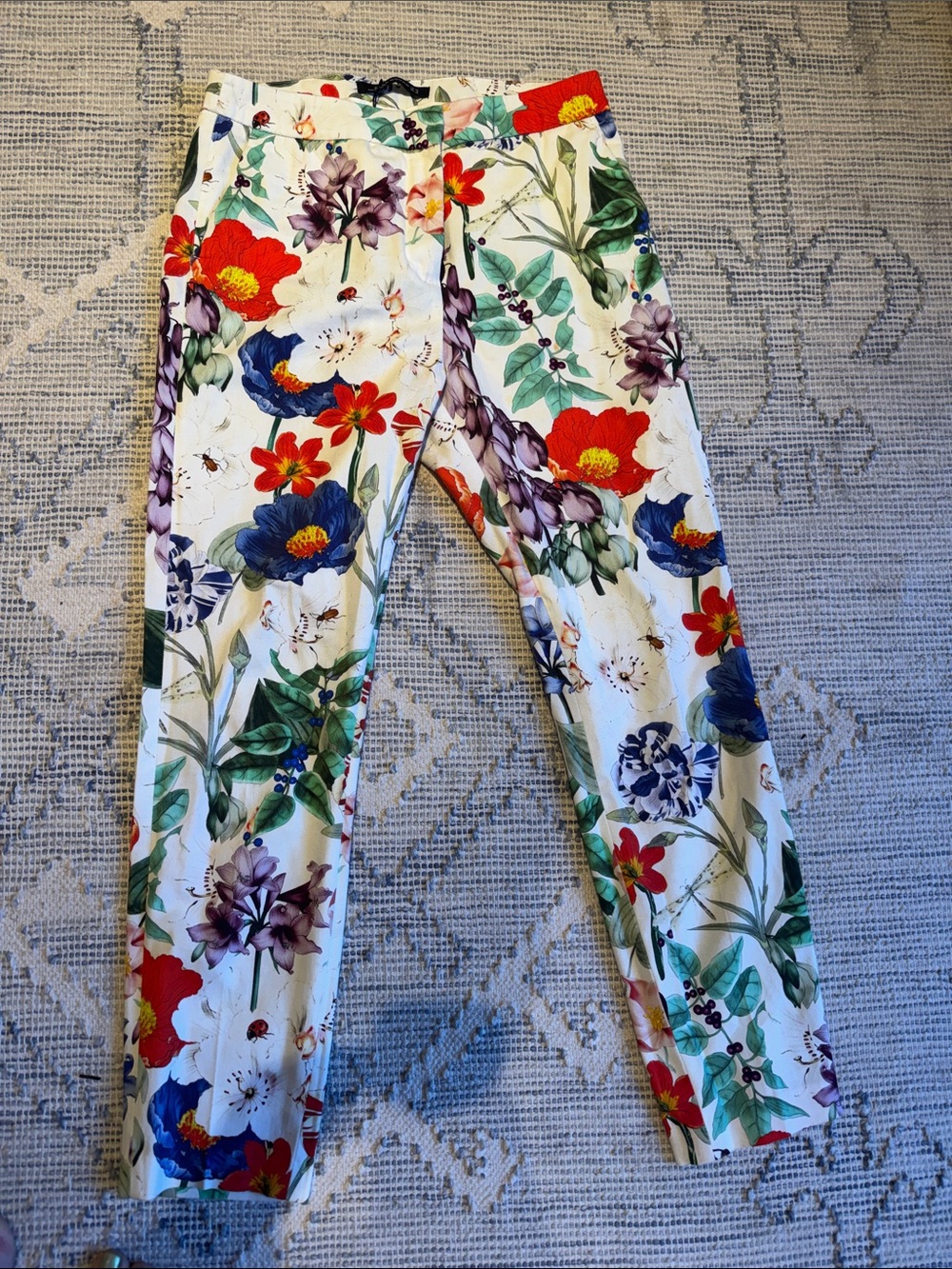 Zara Woman White Floral Print Trousers with Multicolor Blooms size 8